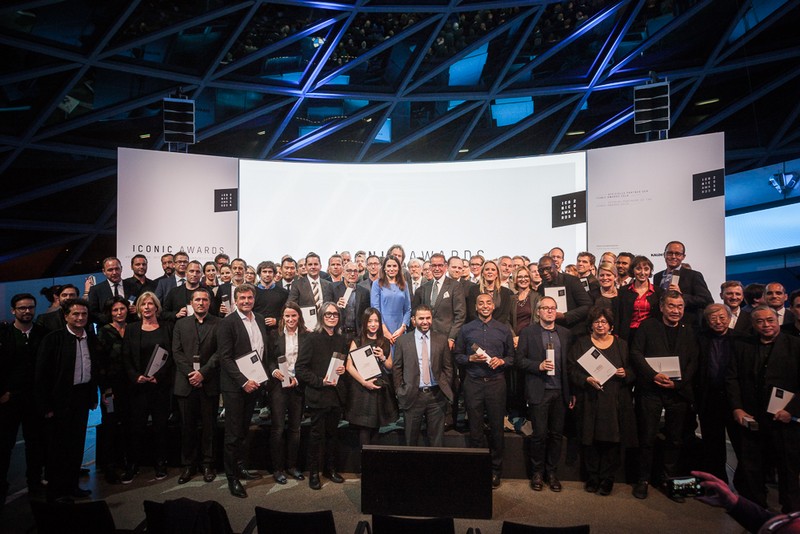 GROHE shower toilet wins Iconic Awards 2016 – Best of Best